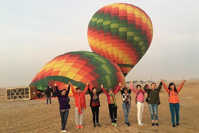 Hot Air Balloon Ride Over Dubai Desert inlcuding Transfers - Sunrise, photography, and what to wear