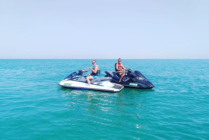 Jet ski Dubai 30 minute Guided Sightseeing Tour - Are the free photos worth noting?