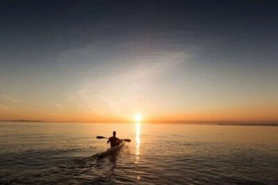 Kayak In Dubai Jumeirah Beach – With Free Transfer
