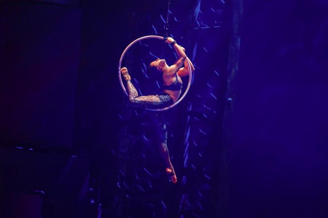 La Perle by Dragone Show Tickets Dubai - Inside the circular theatre