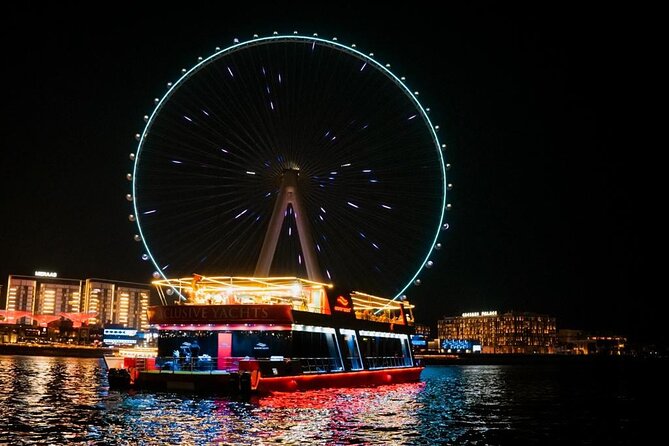 Luxury Dhow Cruise Dubai: Skyline Views & Fine Dining Experience - Music, Arabic dance, and the evening mood