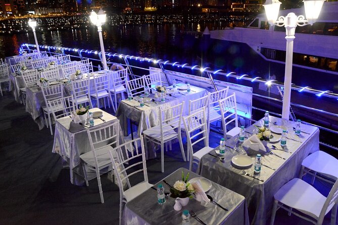 Luxury Dinner at Traditional Dhow Cruise Dubai Marina with Charm - The first 30 minutes through Dubai Marina