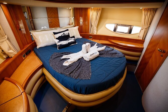 Luxury Yacht Private Rental from Dubai Marina - Price and value for different group sizes