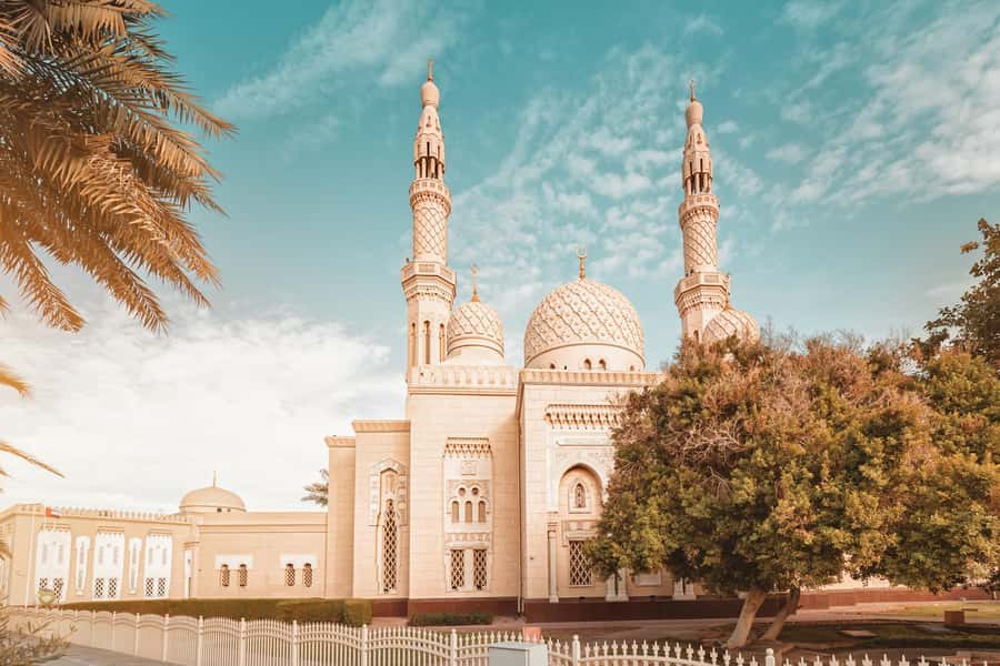 Magical Dubai 8-Hour Tour with Burj Khalifa Experience - Dubai Mall, the fountains, and Burj Khalifa
