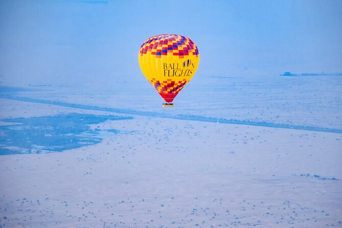 Magical Hot Air Balloon In Dubai - Breakfast in a traditional Bedouin camp