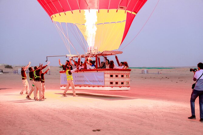 Magical Hot Air Balloon In Dubai - What to bring and what to confirm
