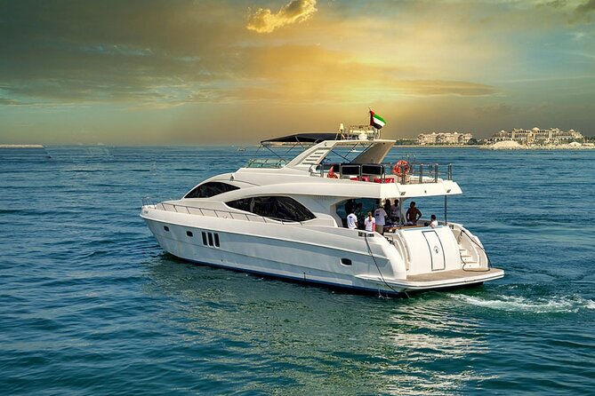 Majesty 77ft Diamond Dust — Dubai's best yacht rental - Swimming, food, and time on the water