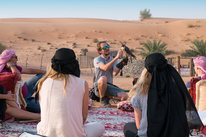 Morning Falconry & Nature Desert Safari with Transfers from Dubai - The falcon display and your chance to fly a bird