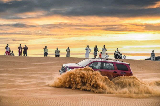 Morning / Mid-Day Desert Safari with Brunch & Dune Bashing - The quick take