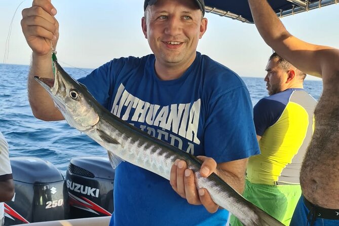 Nanje Fishing Trips Dubai - Swimming, Sun Decks, and Time Between Casts
