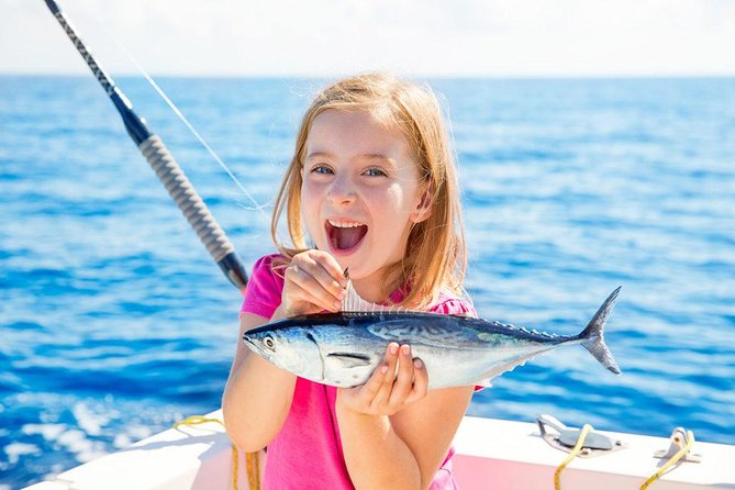Nanje Fishing Trips Dubai - Fishing Near Dubai’s Prime Coastal Waters