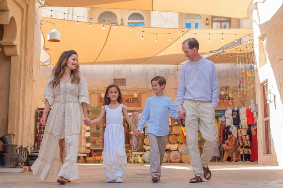 Old Dubai Guided Tour With Photographer: Souks & Street Food - Price, group size, and the real value