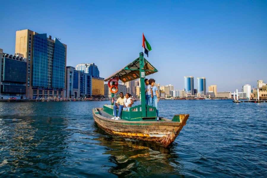 Old Dubai Heritage Tour: Souks, Mosques & more hidden gems! - Who should book this Old Dubai tour?