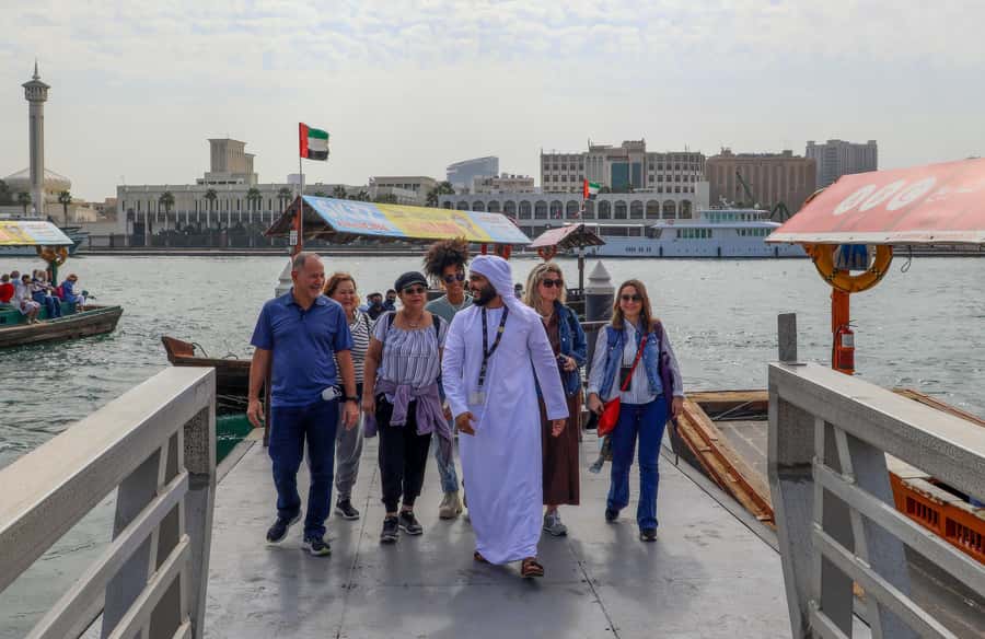 Old Dubai Historic Guided Tour: Creek, Street Food & Souks - Spice Souk: follow your nose, then slow down