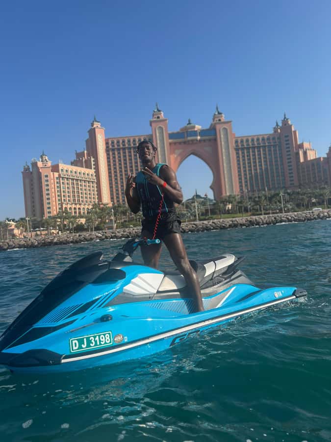 Palm Jumeirah: 1.5-Hour Guided Jet Ski Tour - Jumeirah Beach Residence and Dubai Marina