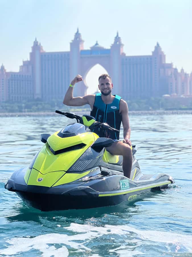 Palm Jumeirah: 1.5-Hour Guided Jet Ski Tour - Burj Al Arab and Dubai’s famous waterfront