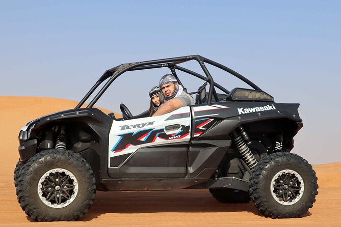 Polarize Dune Buggy 1000cc in Red Dunes Desert - Fossil Rock gives the ride a destination