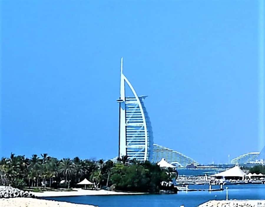 Premium Dubai City Sightseeing Tour in SUV - The Pointe and the Dubai Eye