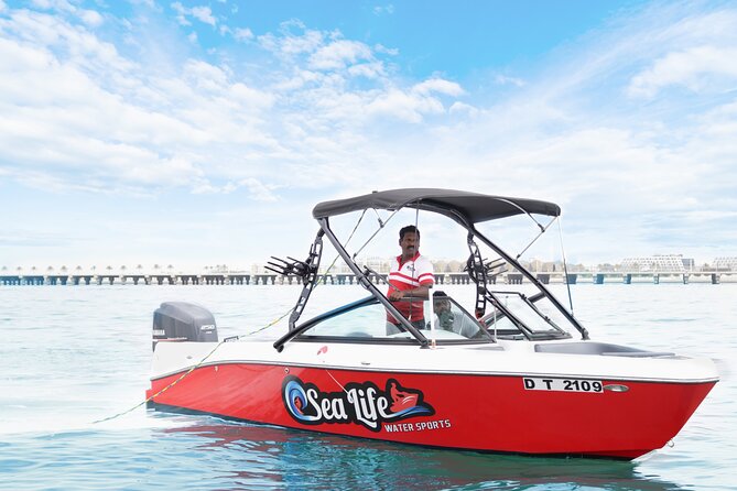 Private 1 Hour Boat Ride in Dubai - What this private Dubai boat ride actually offers