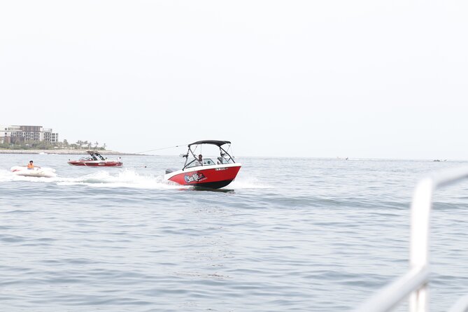 Private 1 Hour Boat Ride in Dubai - Physical demands, weather, and comfort