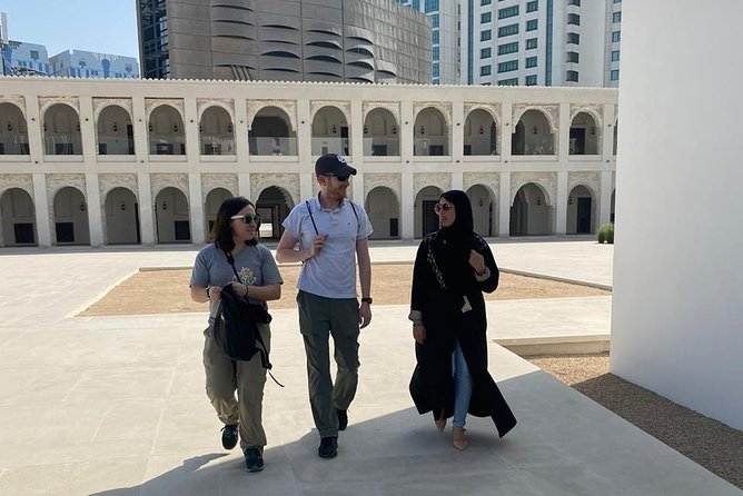 Private Abu Dhabi tour with Emirati Guide - Sheikh Zayed Grand Mosque: the emotional center of the day