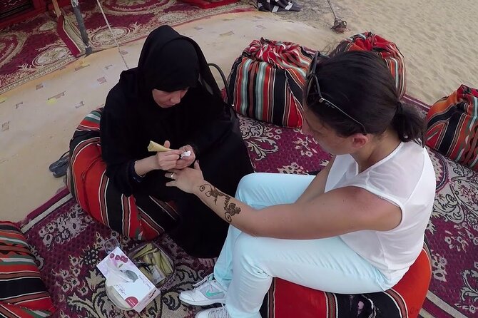 Private Adventure Red Dune Desert Safari With BBQ Dinner & Shows - Sunset Photos Before the Evening Program