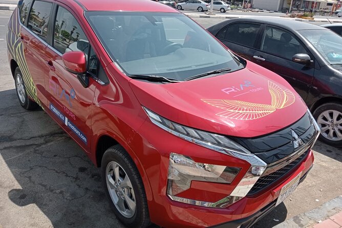 Private Departure Transportation from Dubai City to Dubai Airport - Vehicle choices for three or five people
