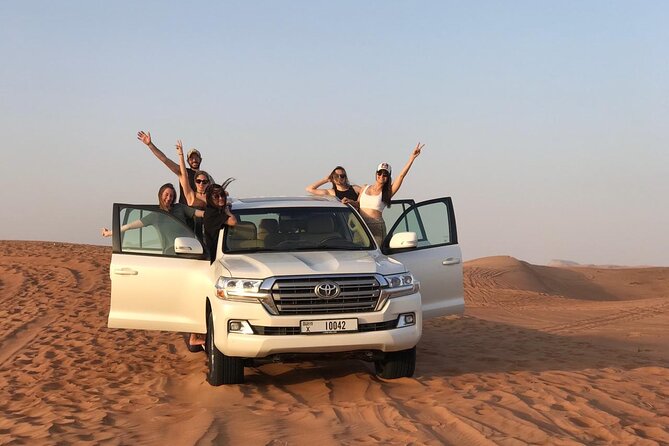Private Desert Adventure –Dune Bashing, Dinner& Live Performances - Red Dunes and 30 to 40 Minutes of Dune Bashing
