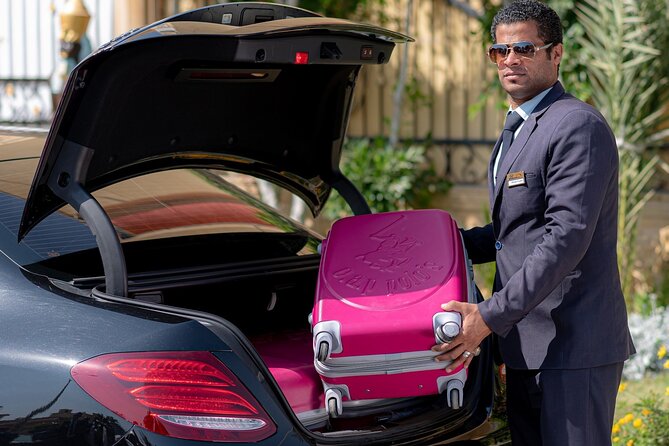 Private Dubai Airport Arrival/Departure Transfer to Dubai City - Airport drop-off for the journey home