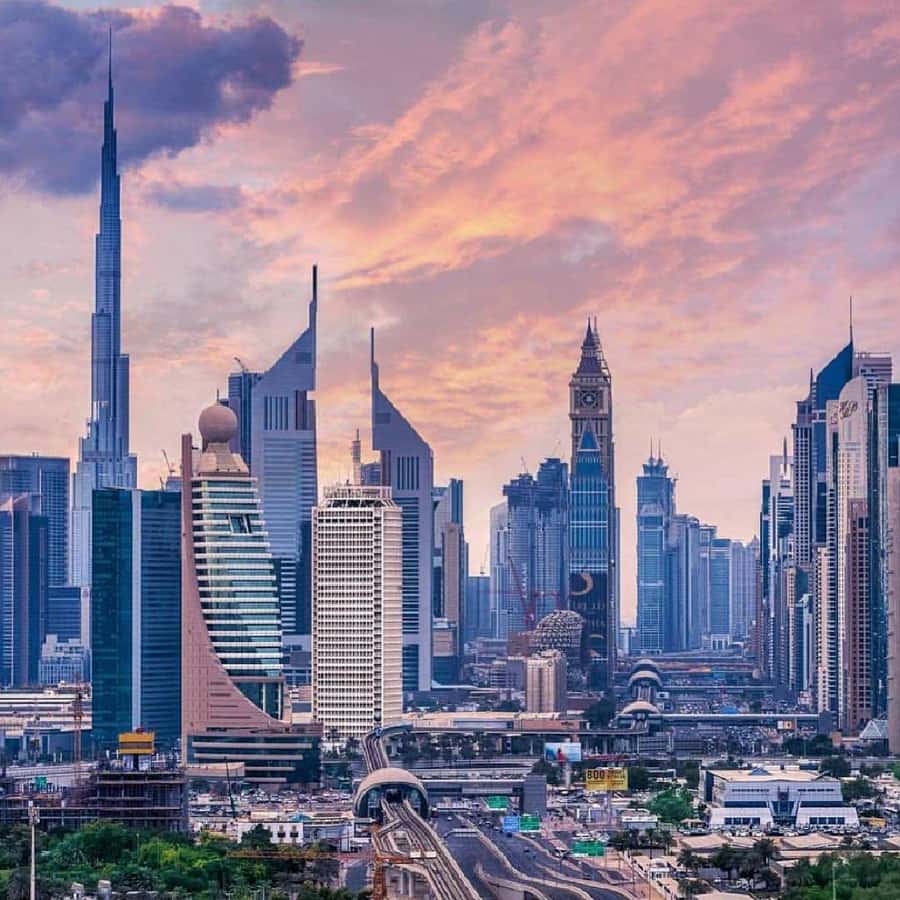 Private Dubai CityTour with Miracle Garden or Global Village - Crossing Dubai Creek by abra