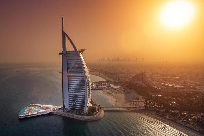 Private Dubai Sightseeing Half Day City Tour - What the driver-guide adds