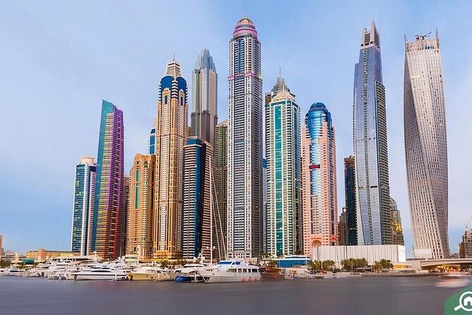Private Dubai Sightseeing Tour in 4x4 Vehicle - Souk Madinat Jumeirah: an easy taste of Arabian market style