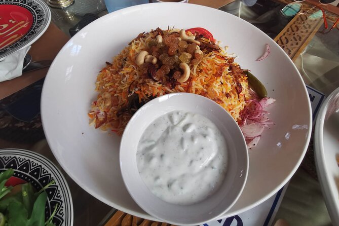 Private Dubai Street Food Tour . - Munir’s guiding style and the private format