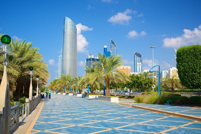 Private Outdoor Guided Tour in Abu Dhabi City - Emirates Palace and the Corniche