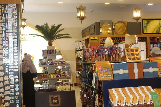 Private Sightseeing Tour in Abu Dhabi - A long Abu Dhabi day from Dubai