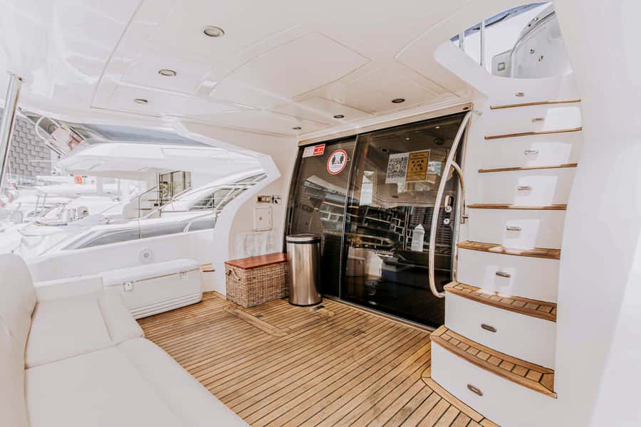 Private Yacht Dubai: 56ft - What This 56-Foot Yacht Experience Is Really Like