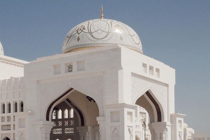 Qasr Al Watan Abu Dhabi Entry Ticket - The library, manuscripts, and the UAE story