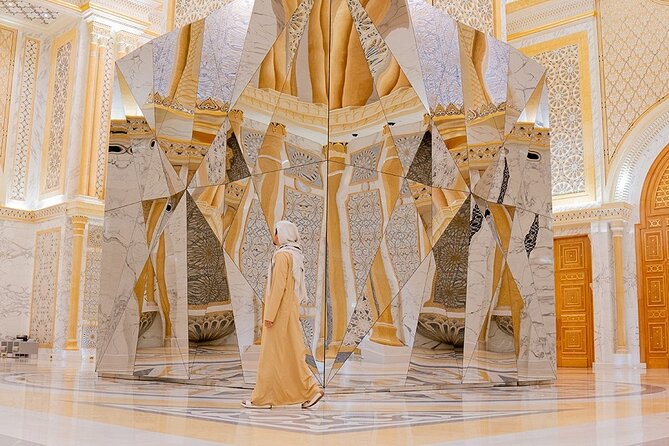 Qasr Al Watan Abu Dhabi Entry Ticket - Why the self-guided format can work well