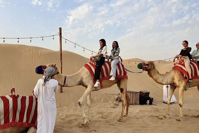 Red Desert Safari With Camel Ride & Sand Skiing - The 25-minute red-dune ride