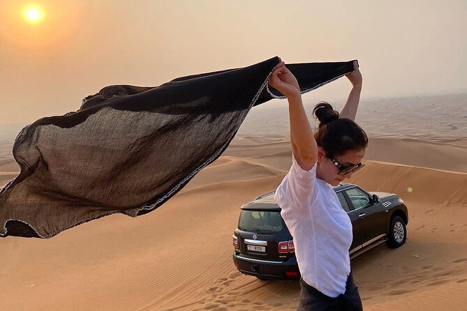 Red Dunes Desert Safari Dubai with Dinner Buffet, Show & Transfer - Heat, comfort, and practical preparation
