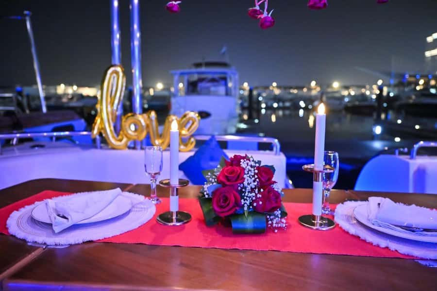 Romantic Dinner on Private Yacht - Key details before you book
