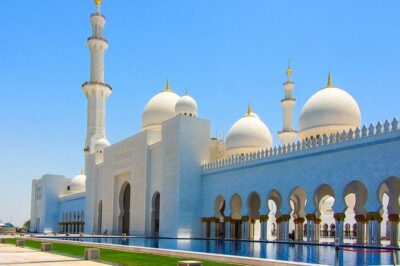 Small Group Abu Dhabi City and Sightseeing Tour From Dubai