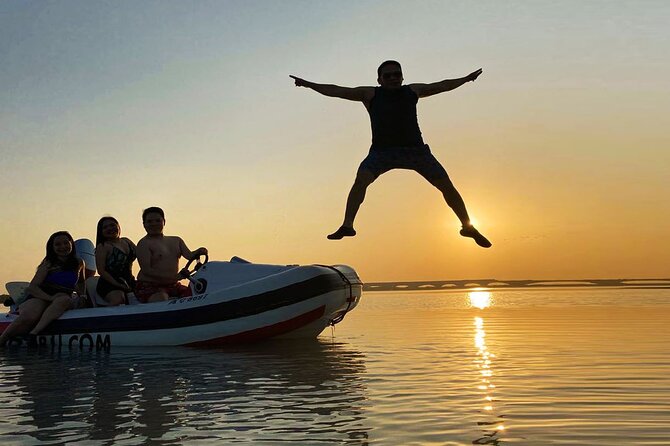 Small-Group Self-Drive Speedboat Tour in Yas Island Mangroves - Learning to drive the Rhino Rider
