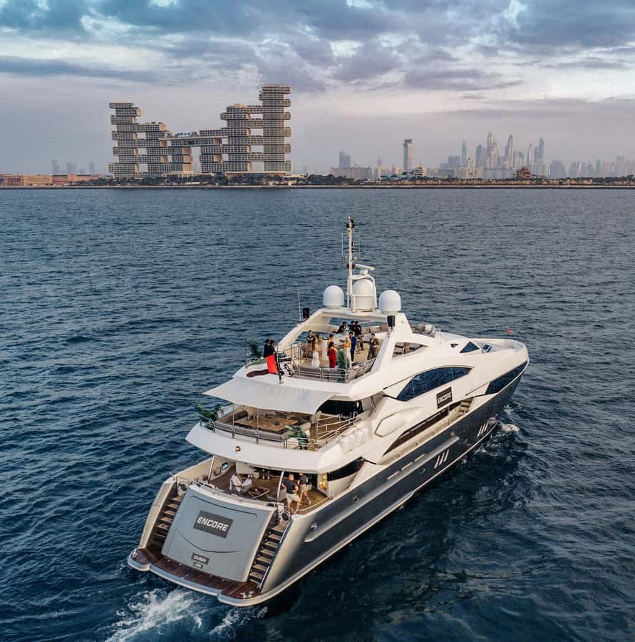 Sunseeker Superyacht: VIP Dinner, Premium Drinks& Live Music - What the Sunseeker experience is really about