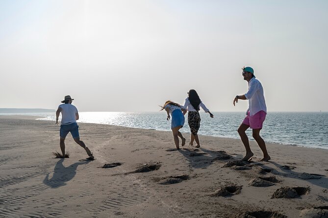 Sunset Corniche Cruise - 2 hours trip - A private ride that favors calm over entertainment