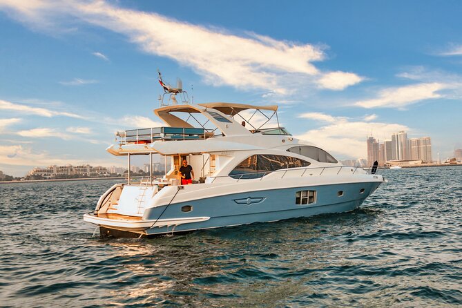 Sunset escape on Bluemoon 64ft from Dubai Marina to Atlantis - Who will enjoy this yacht charter most?