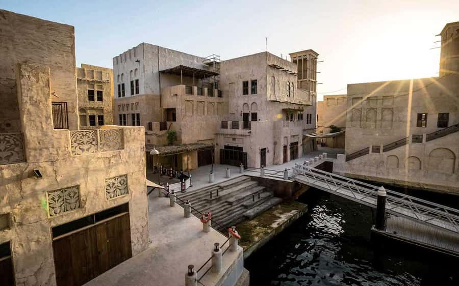 Walking Tour in Dubai. Souks, museums, Local Food Testing - Why this tour is a good introduction to Old Dubai