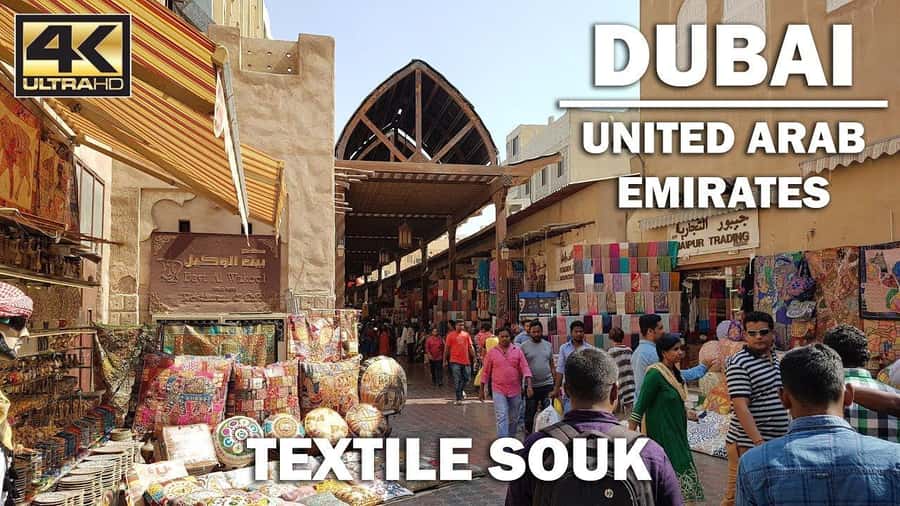 Walking Tour in Old Dubai.with Local Friend - Deira Gold Souk: browsing with useful guidance