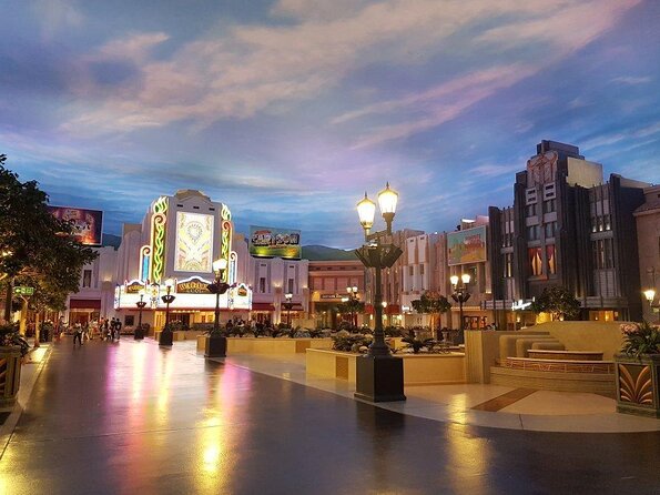 Warner Bros World and Ferrari World Combo Ticket with transfer from Dubai - Key points to know before booking