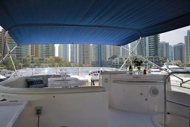 Yacht Trip Dubai : Book 56 ft Premium Yacht up to 21 people - What is included aboard the yacht